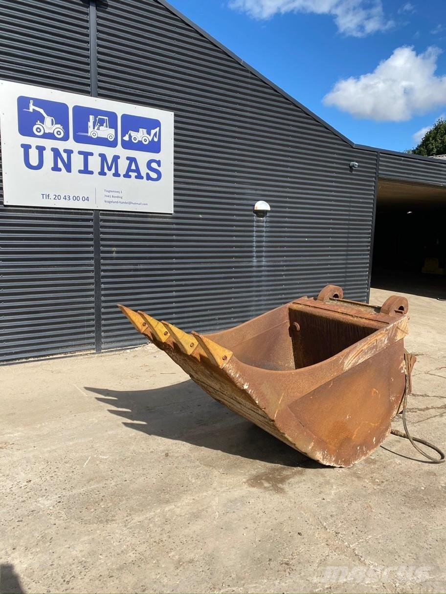  Skovl med klo Kašike / Korpe