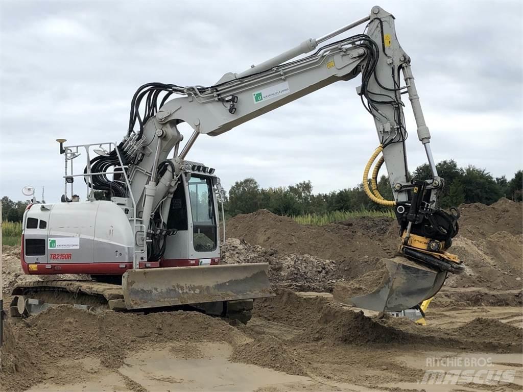 Takeuchi 2150 Bageri guseničari