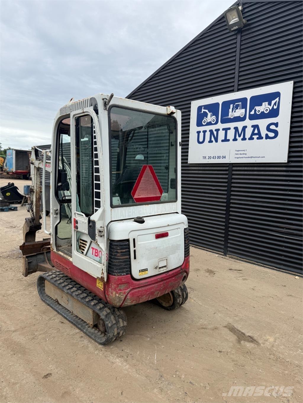 Takeuchi TB016 Mini bageri < 7t