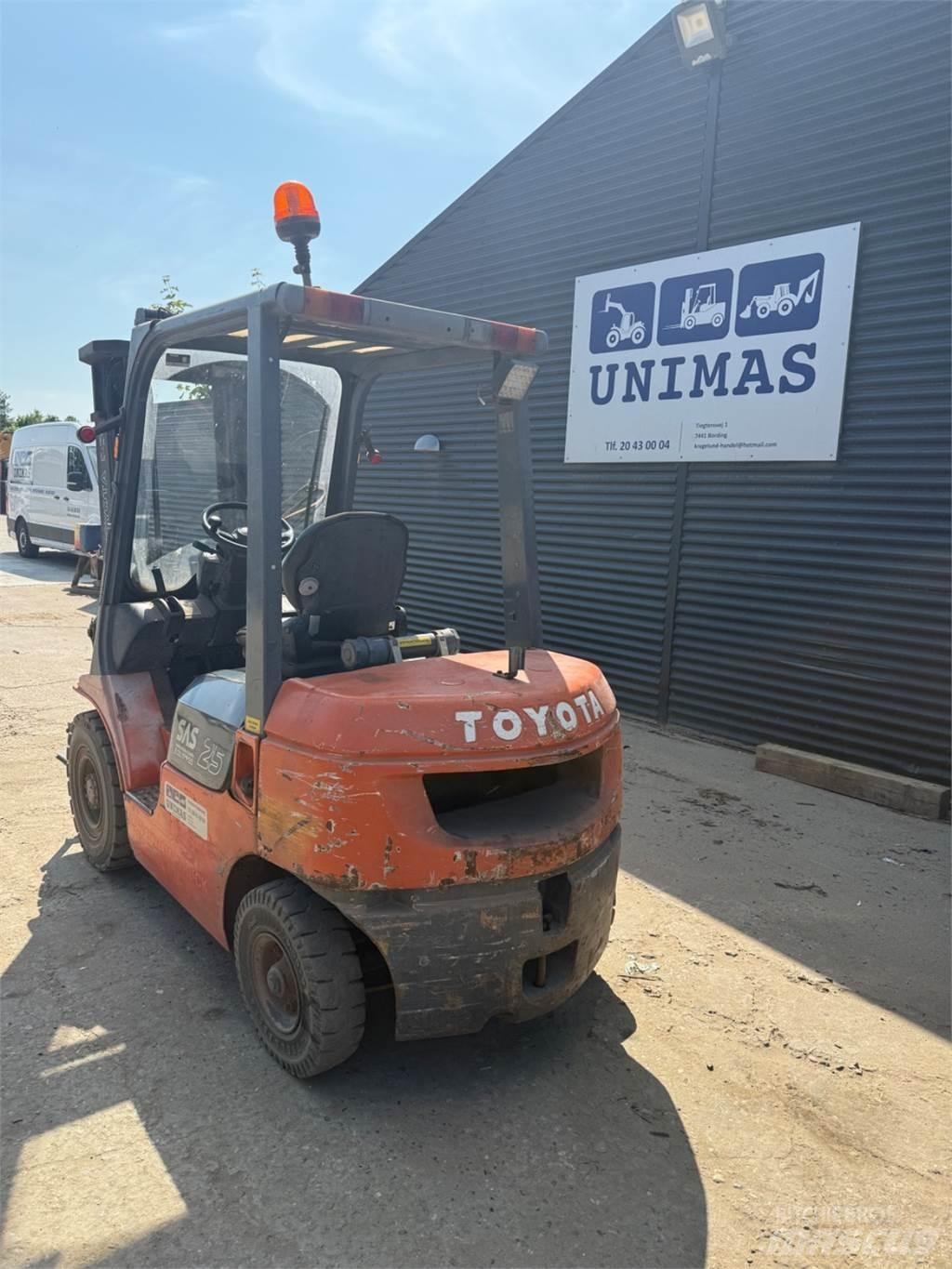 Toyota FD25 Dizelski viljuškari