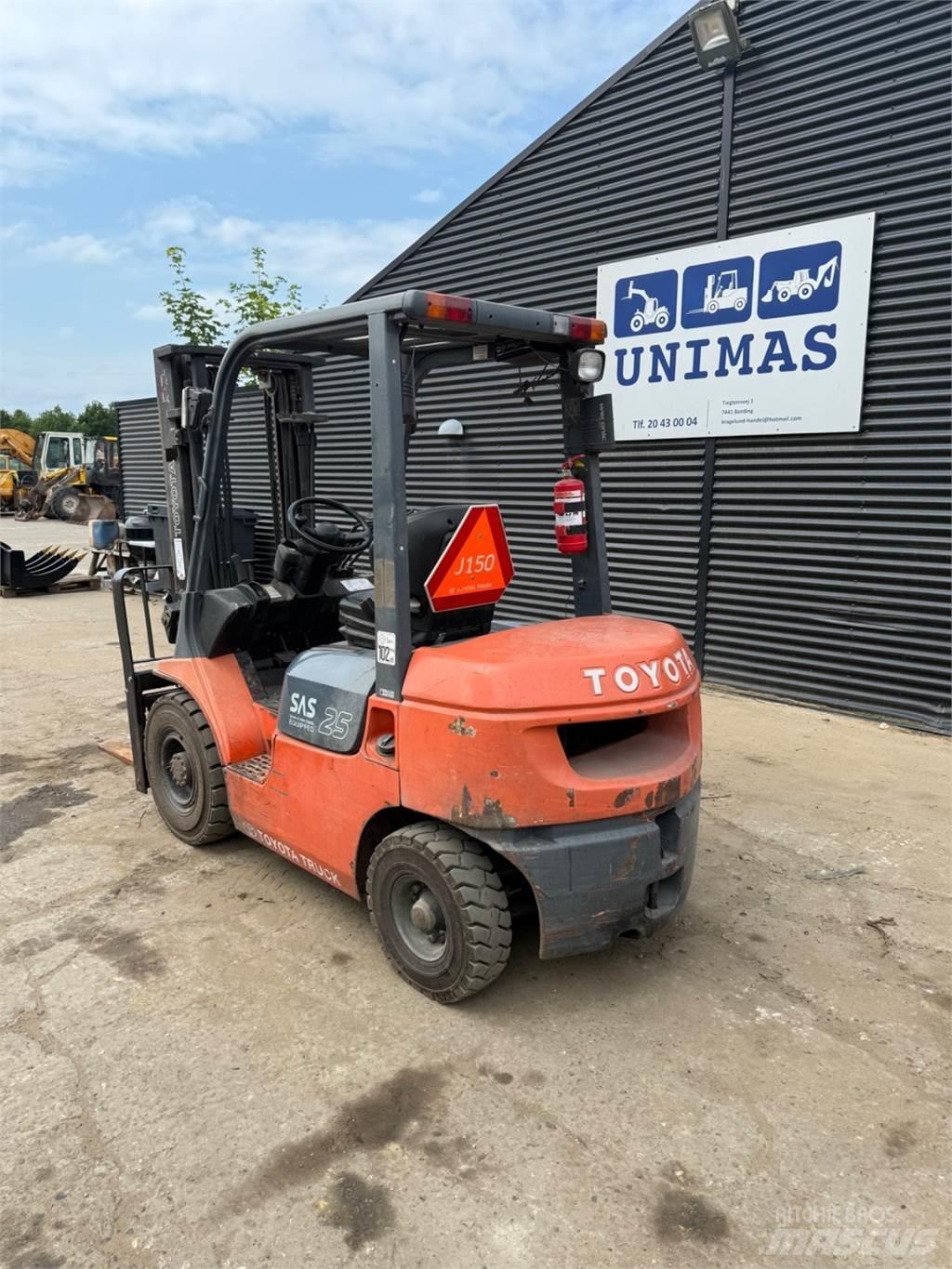 Toyota FD25 Dizelski viljuškari
