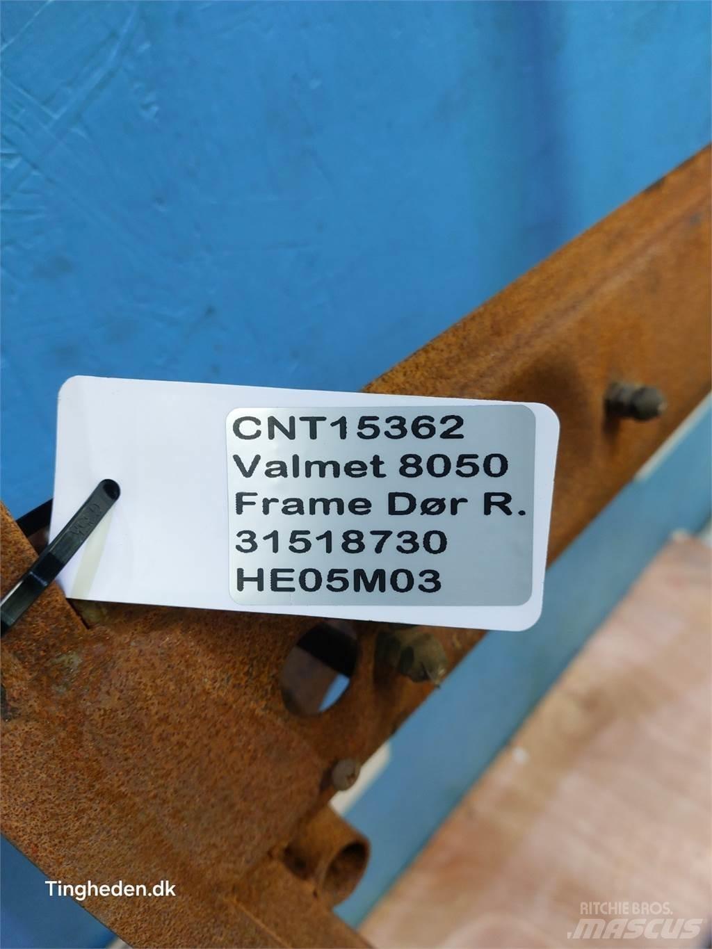 Valmet 8050 Kabine i unutrašnjost