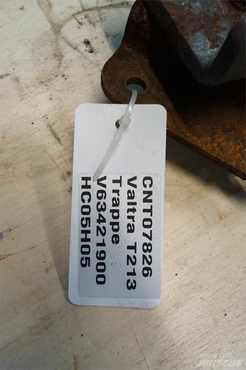 Valtra T213 Ostala dodatna oprema za traktore