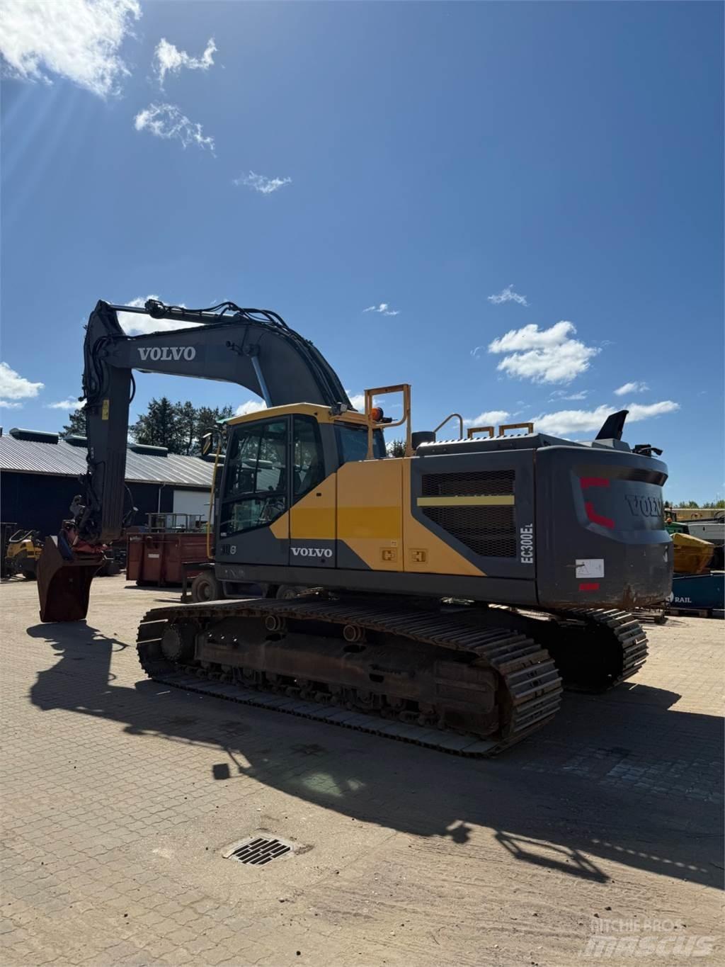 Volvo EC300EL Bageri guseničari