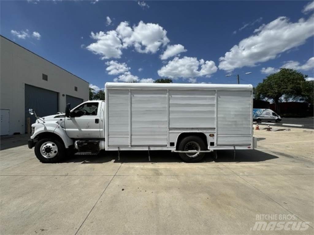 Ford F650 Kamioni za prevoz pića