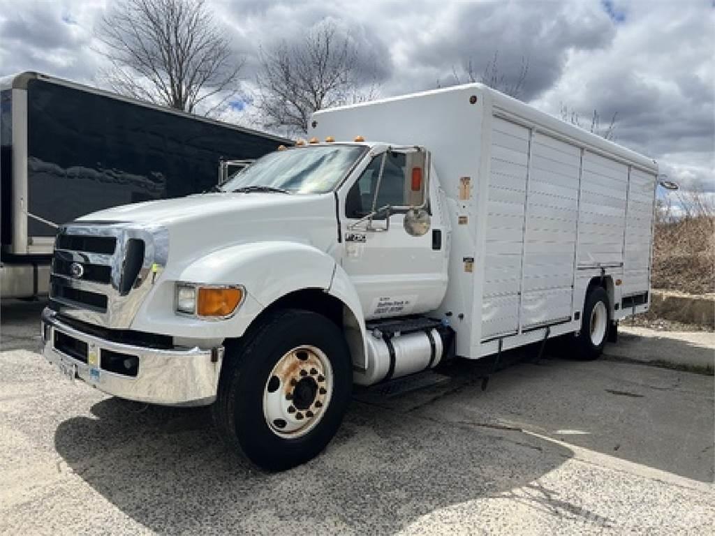 Ford F750 Kamioni za prevoz pića