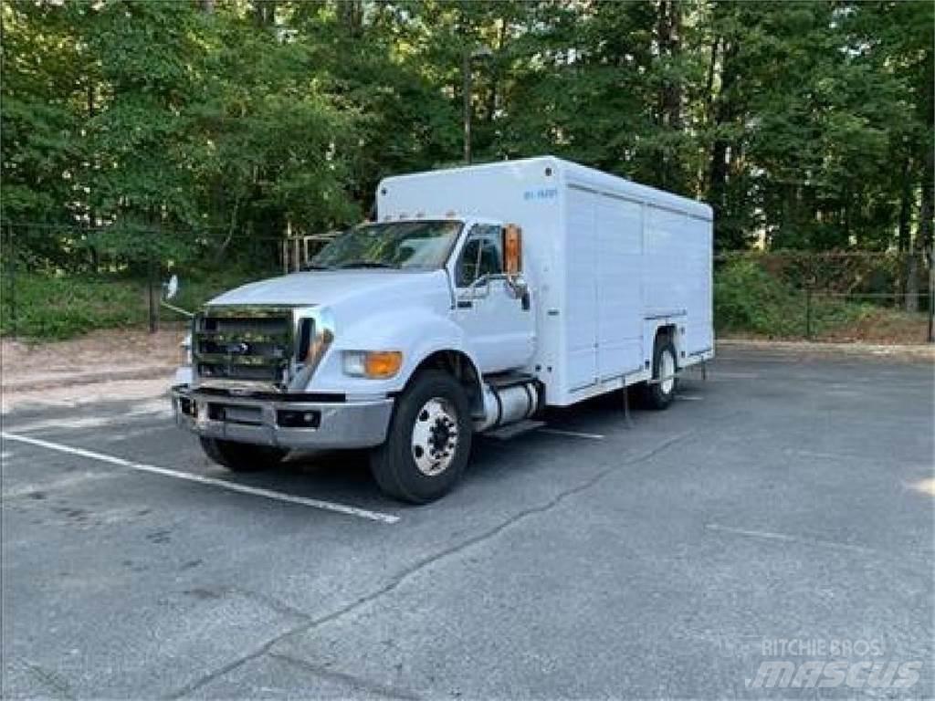 Ford F750 Kamioni za prevoz pića