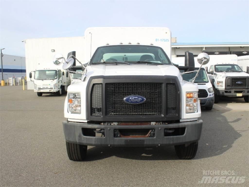 Ford F750 Kamioni za prevoz pića