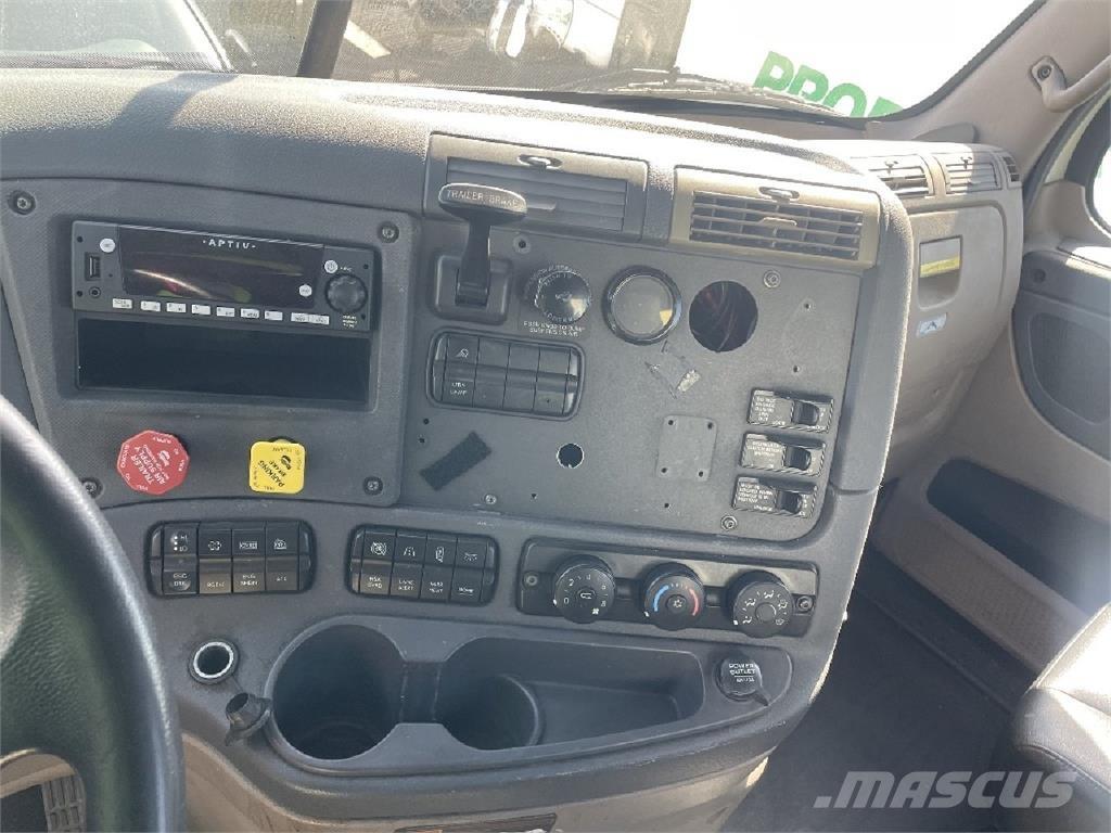 Freightliner CA113 Tegljači