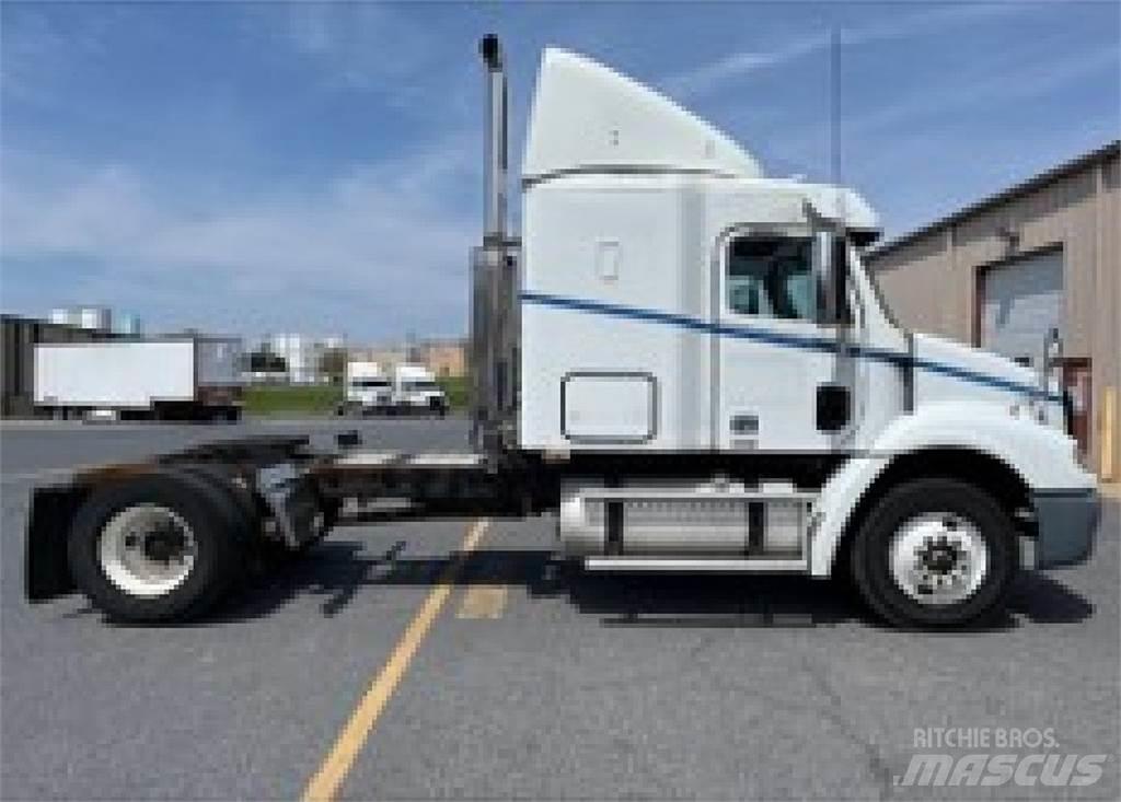 Freightliner CL112G Tegljači