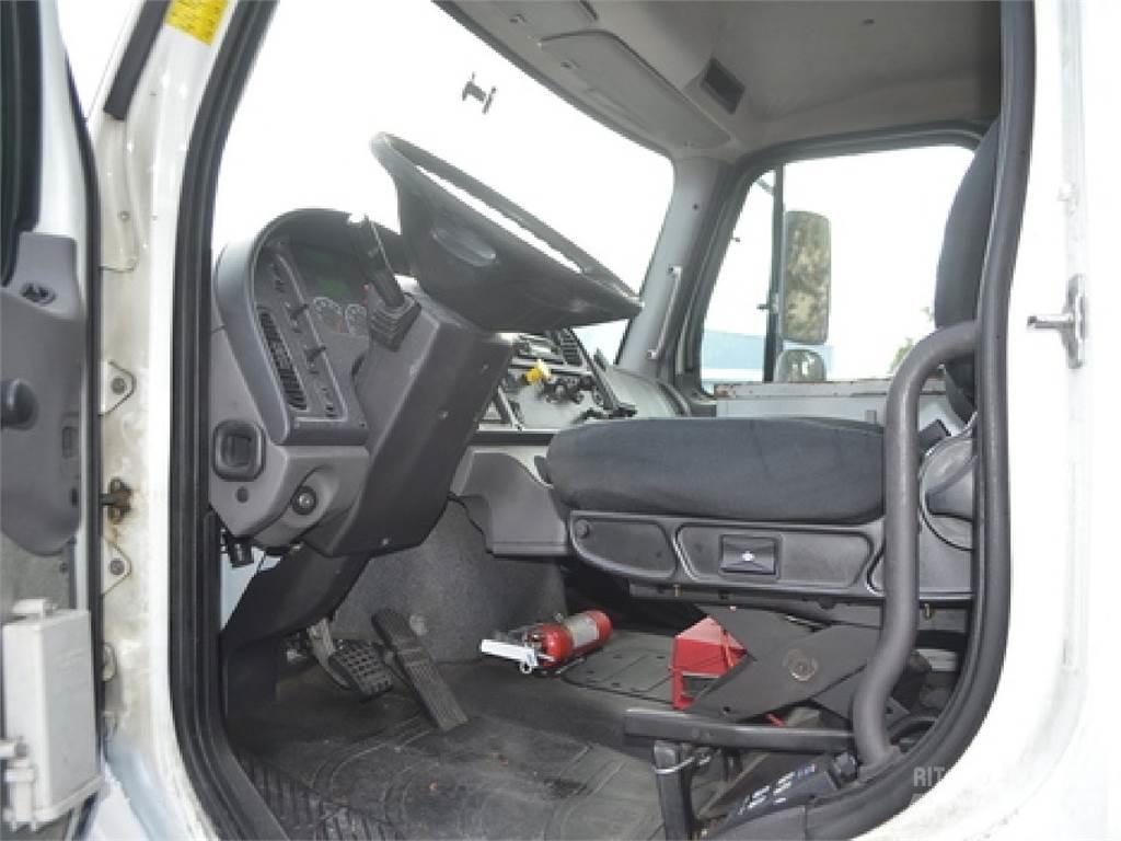 Freightliner M2 Kamioni za prevoz pića