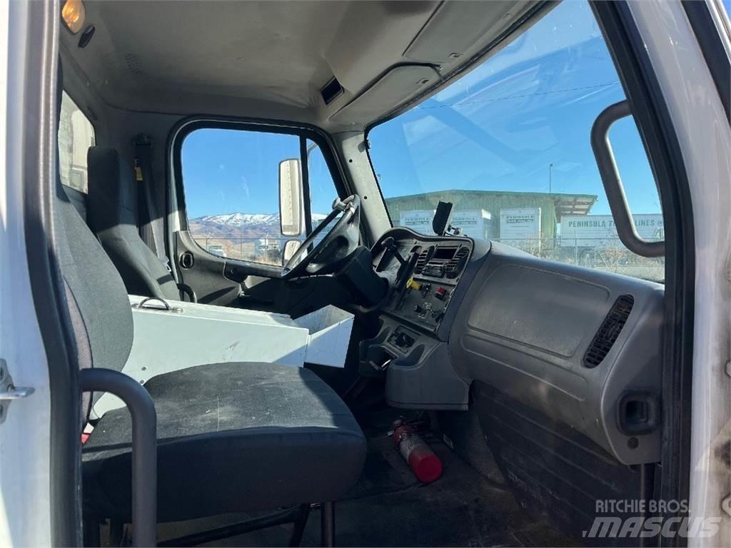 Freightliner M2 Kamioni za prevoz pića
