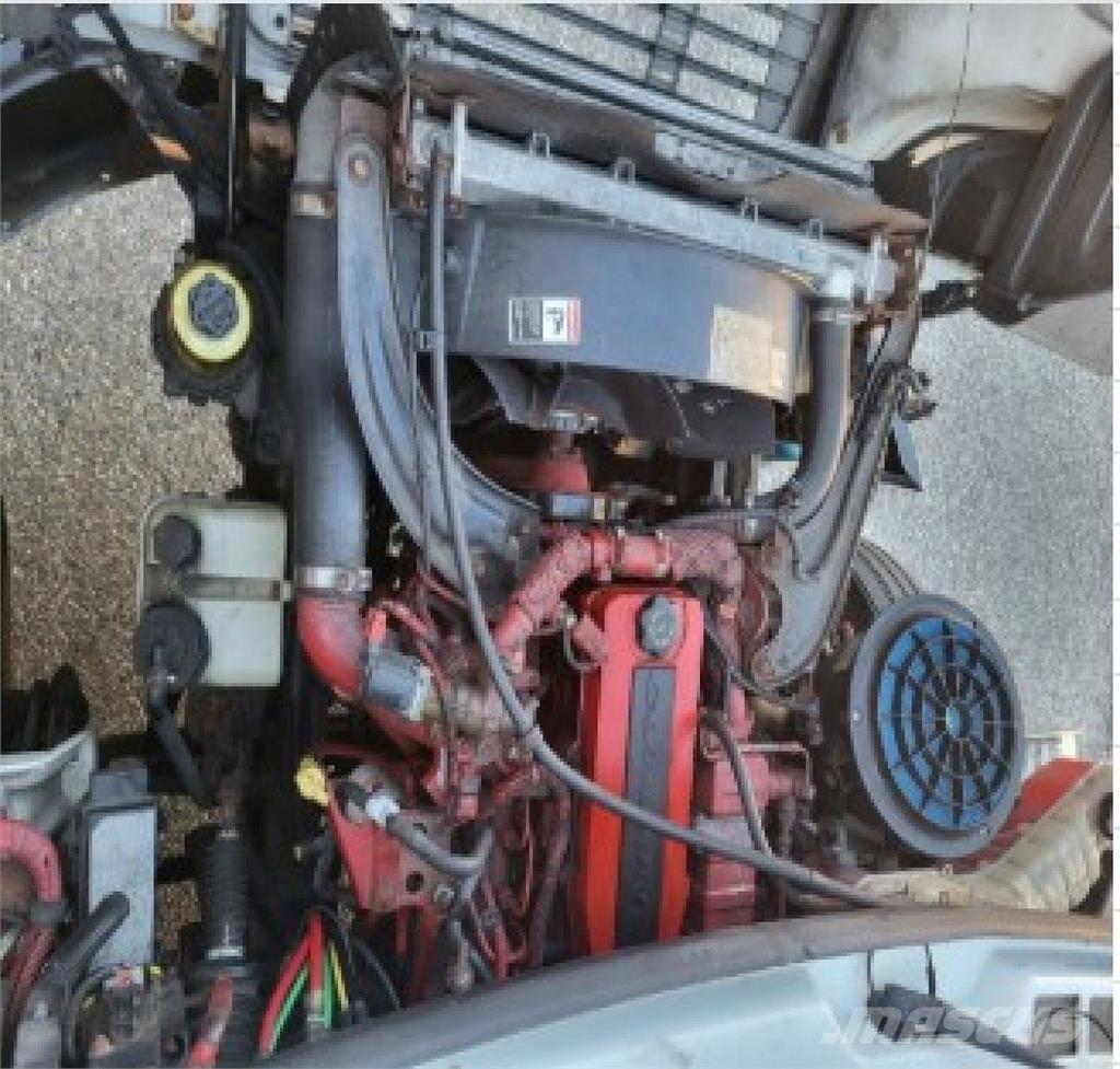 Freightliner M2 Sanduk kamioni