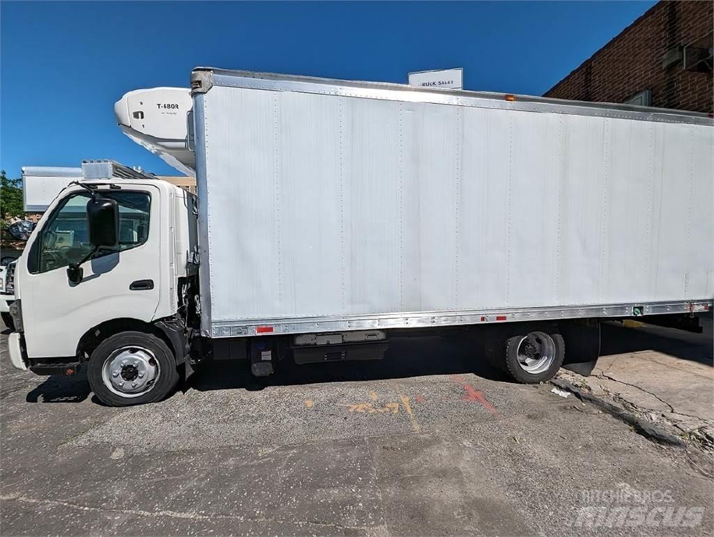 Hino 195 Kamioni hladnjače