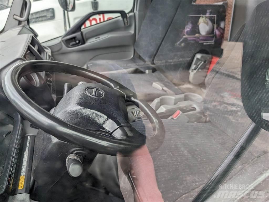Hino 195 Kamioni hladnjače