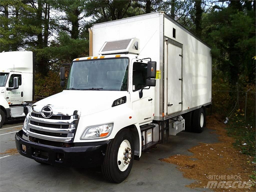 Hino 338 Sanduk kamioni