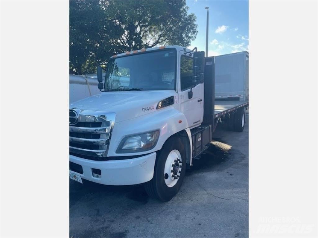Hino 338 Kamioni sa otvorenim sandukom