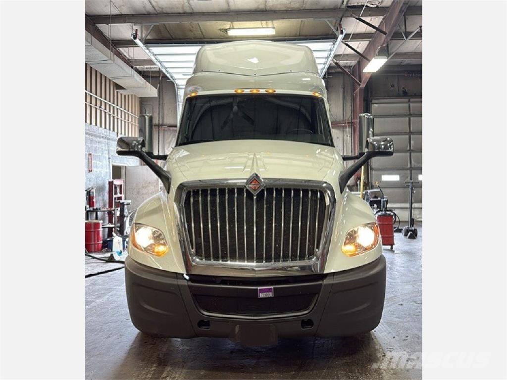 International LT625 Tegljači