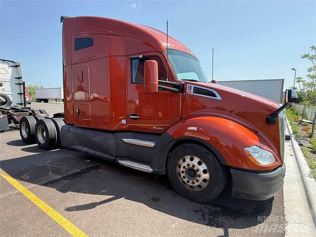 Kenworth T680 Tegljači