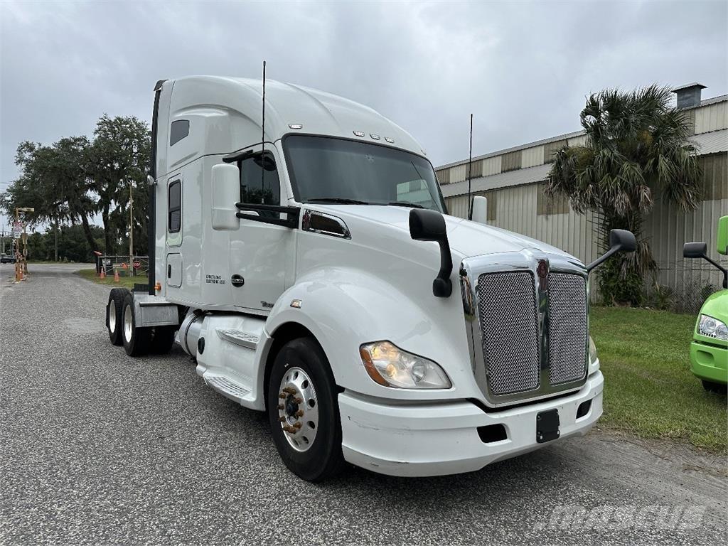 Kenworth T680 Tegljači