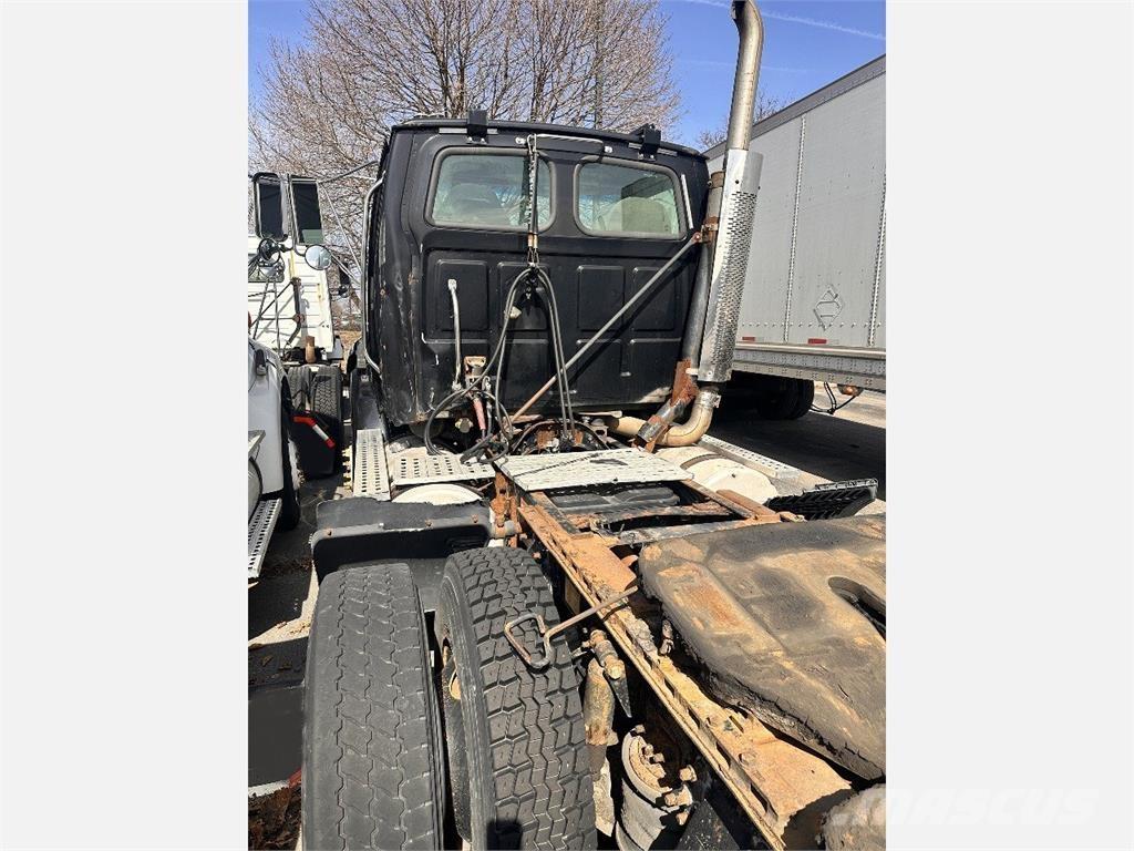 Sterling A9500 Tegljači