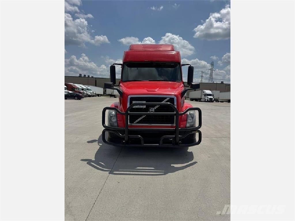 Volvo VNL 860 Tegljači