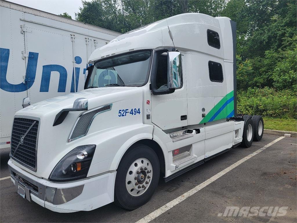 Volvo VNL64T780 Tegljači