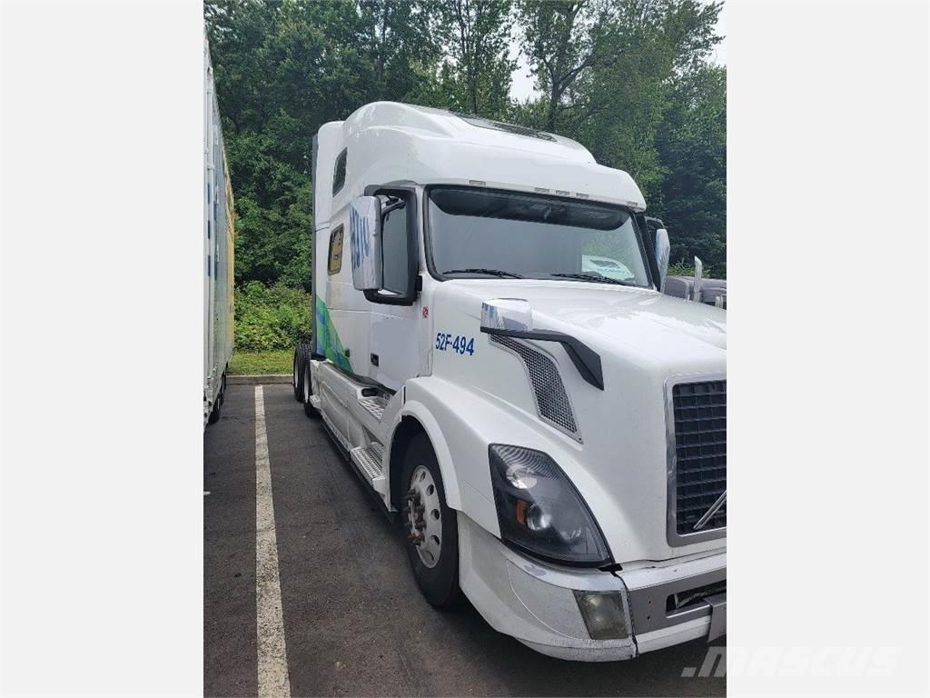 Volvo VNL64T780 Tegljači