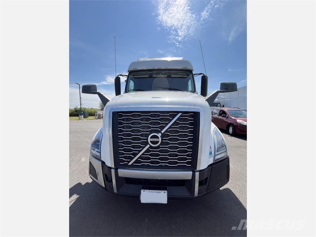 Volvo VNL860 Tegljači
