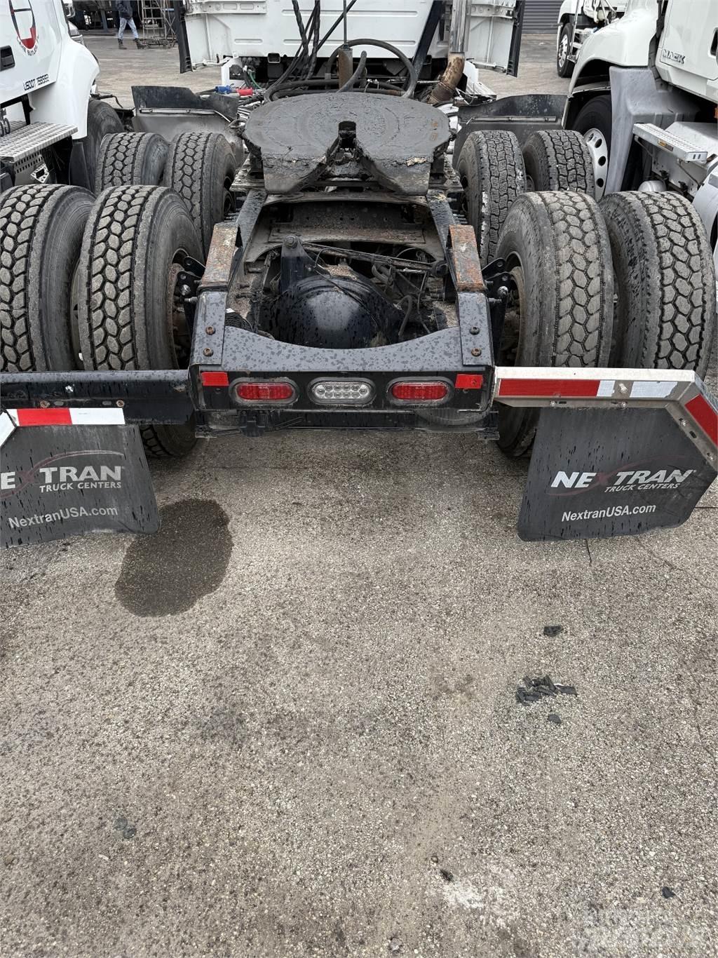 Volvo VNR64T300 Tegljači