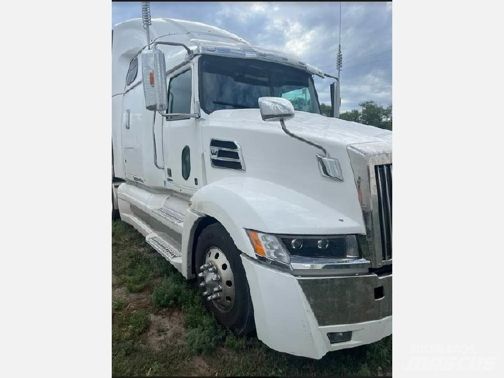 Western Star 5700XE Tegljači