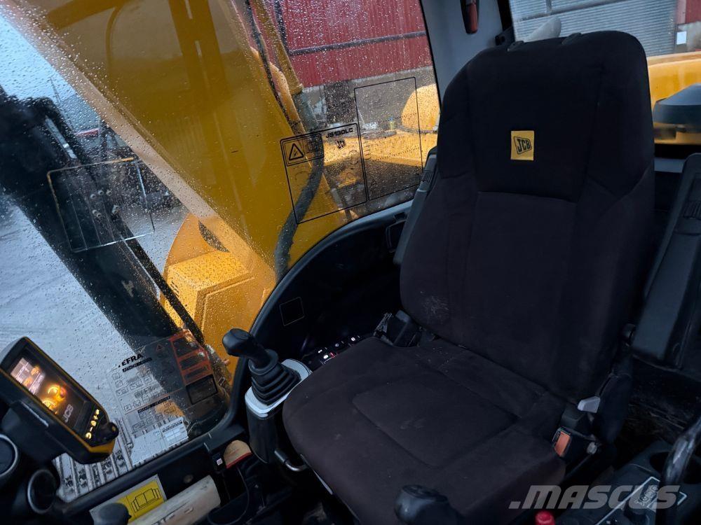 JCB JS130 Bageri guseničari