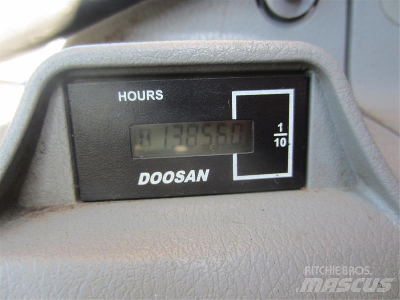 Doosan DX140W-3 Bageri točkaši