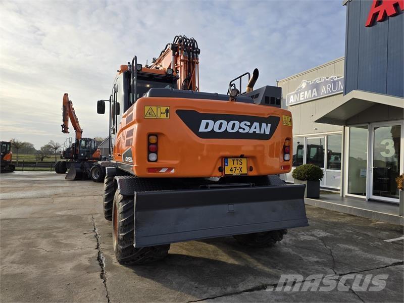 Doosan DX160W-5 Bageri točkaši