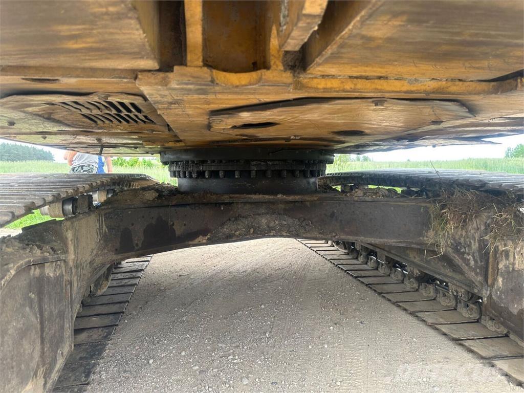 CAT 320D Bageri guseničari