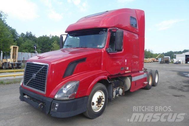 Volvo VNL64T Tegljači