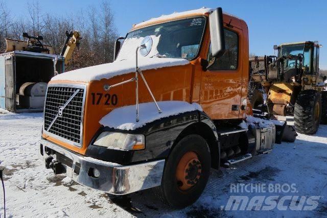 Volvo VNM42T Kamioni-šasije