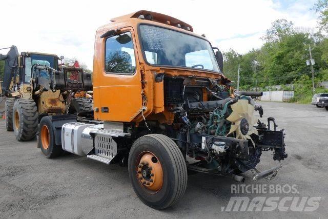 Volvo VNM42T Kamioni-šasije