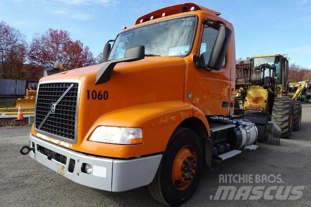 Volvo VNM42T Kamioni-šasije