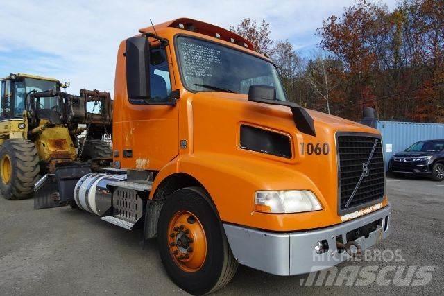 Volvo VNM42T Kamioni-šasije