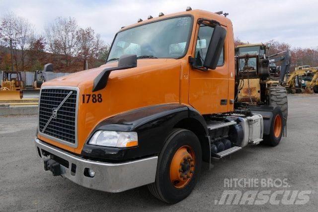 Volvo VNM42T Kamioni-šasije