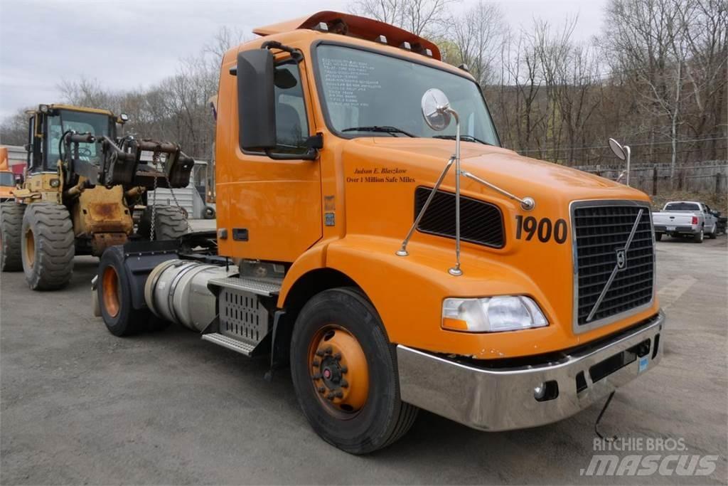 Volvo VNM42T Kamioni-šasije