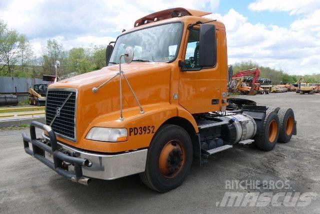 Volvo VNM64T Kamioni-šasije
