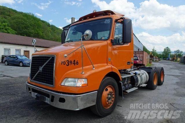 Volvo VNM64T Kamioni-šasije