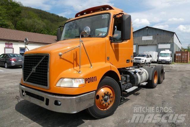 Volvo VNM64T Kamioni-šasije