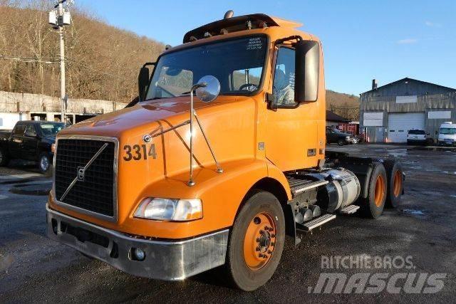 Volvo VNM64T Kamioni-šasije