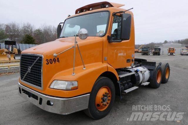 Volvo VNM64T Kamioni-šasije