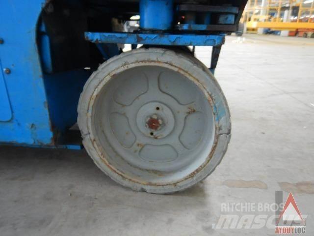 Genie GS-2032 Zglobne podizne platforme