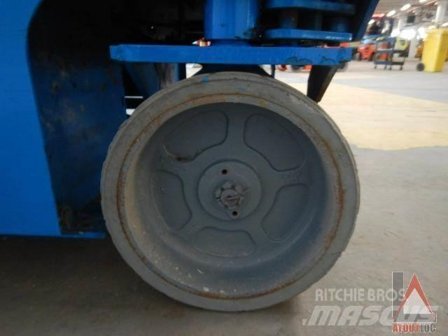 Genie GS-2046 Zglobne podizne platforme