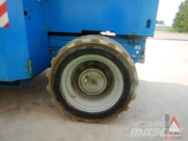 Genie GS-2669DC Zglobne podizne platforme